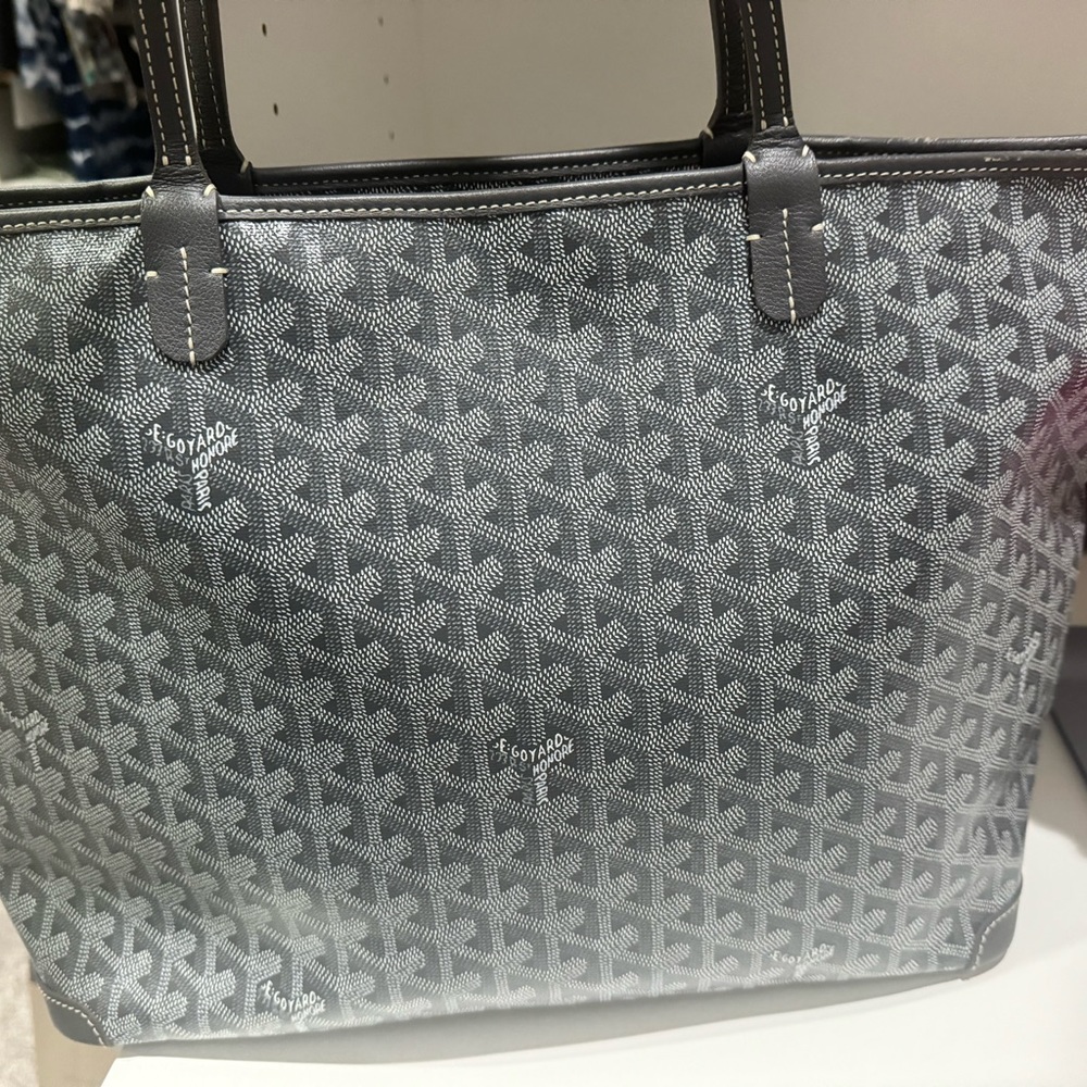 Goyard Artois